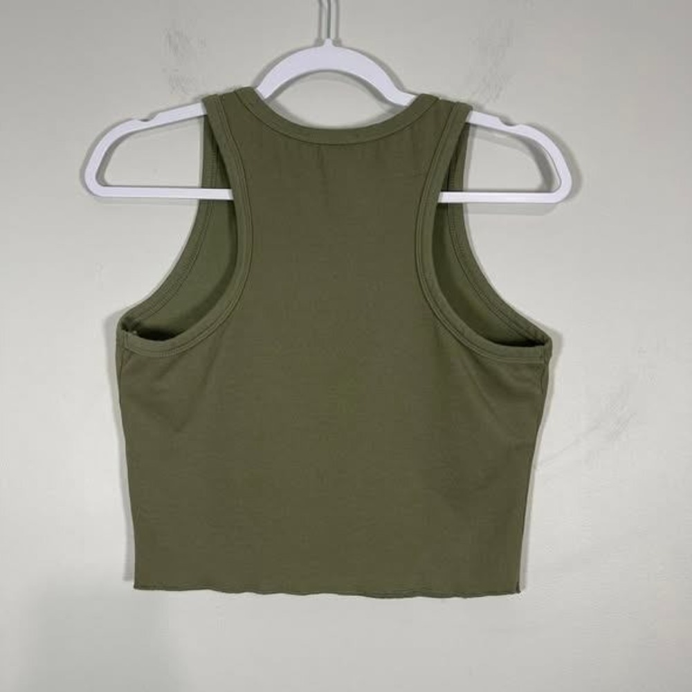 Listicle Tank Top Womens Medium Olive Green Racerback Cropped Casual Basic - Picture 3 of 7